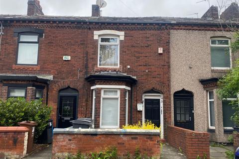 2 bedroom terraced house for sale, 32 Queens Road, Chadderton