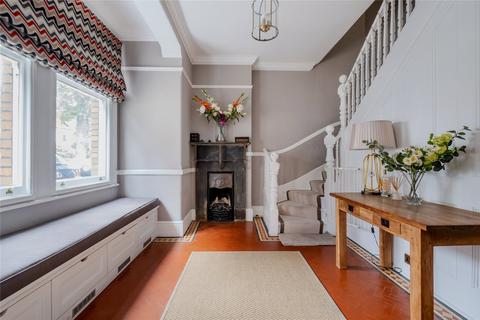 64 Braxted Park, London, SW16 3AU