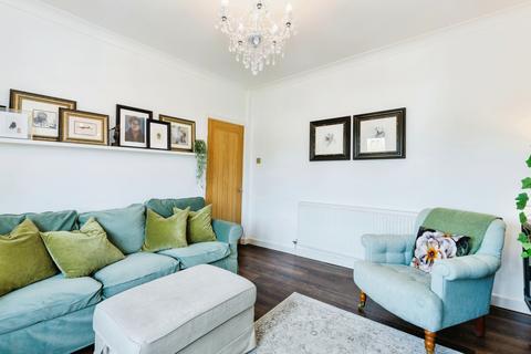 2 bedroom flat for sale, Wigan Lane, Wigan, WN1