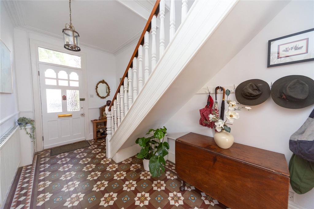 Deri Road, Penylan, Cardiff, CF23 4 bed terraced house for sale £525,000