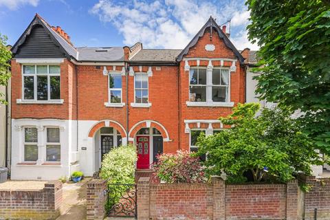 116 Darwin Road, London, W5 4BH