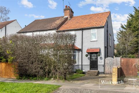 3 bedroom semi-detached house for sale, Mays Lane, Barnet, EN5