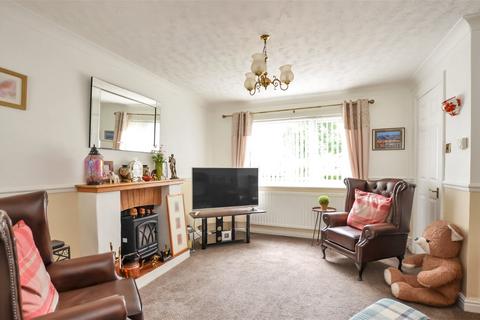 269 The Glen, Palacefields, Runcorn, WA7 2TF