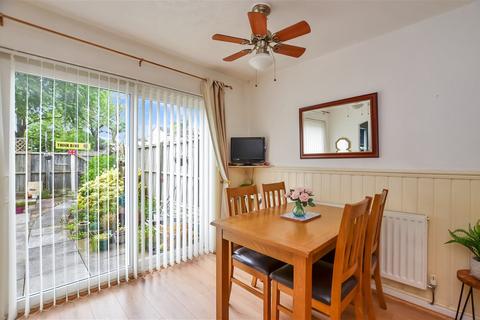 269 The Glen, Palacefields, Runcorn, WA7 2TF