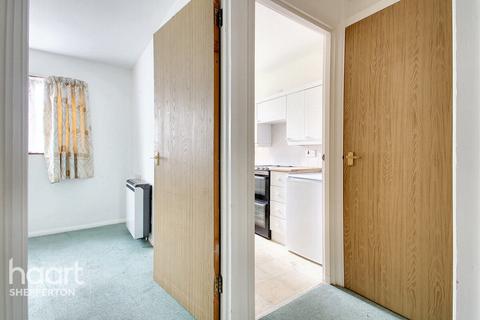 1 bedroom retirement property for sale, Berryscroft Road, STAINES-UPON-THAMES
