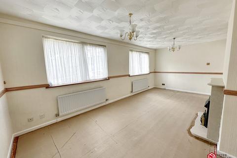 3 bedroom detached house for sale, Dan Y Bryn, Tonna, Neath, Neath Port Talbot. SA11 3PJ