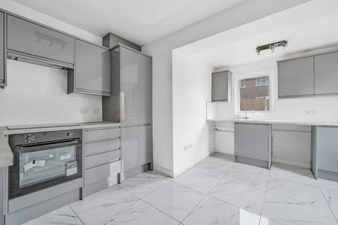 4 Staverton Road, Reading, RG2 7JX