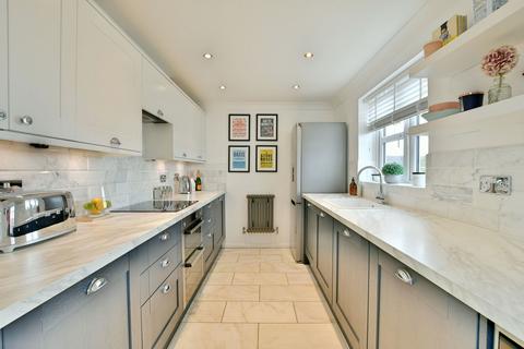 11 Elmfield, Hetton Le Hole, Houghton Le Spring, DH5 9BX