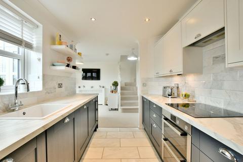 11 Elmfield, Hetton Le Hole, Houghton Le Spring, DH5 9BX