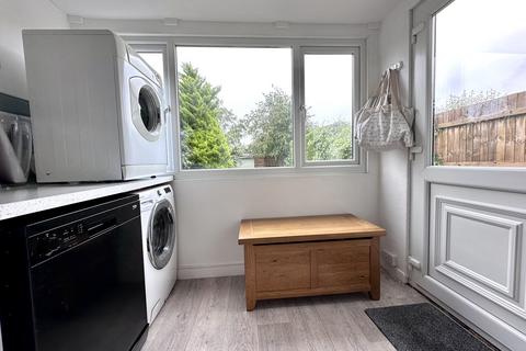 59 Abbots Way, Ely, CB6 3AJ
