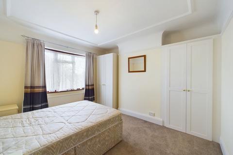 5 bedroom semi-detached house for sale, Kenmore Avenue, Harrow, HA3