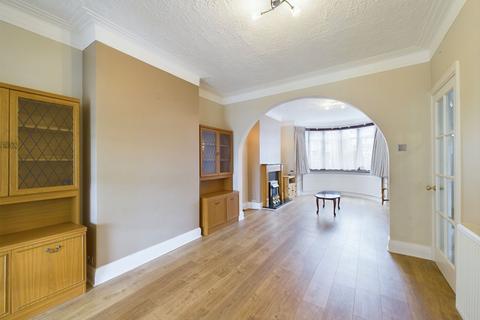 5 bedroom semi-detached house for sale, Kenmore Avenue, Harrow, HA3