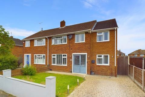 4 bedroom semi-detached house for sale, Russell Way, Leighton Buzzard, LU7 3NF