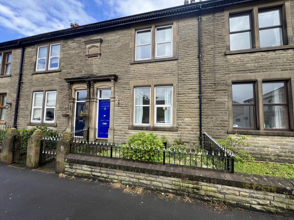 Derby Road, Longridge PR3 3 bed terraced house to rent £925 pcm (£213 pw)