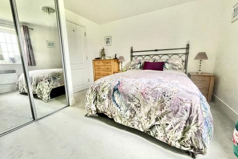 6 Henry Manning House Milan Walk, Brentwood, CM14 4JQ