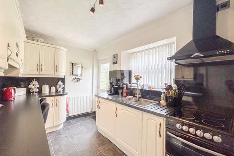 3 bedroom semi-detached house for sale, Ael-Y-Bryn Terrace, Newbridge, NP11