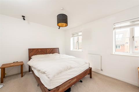 4 bedroom semi-detached house for sale, Drayhorse Crescent, Woburn Sands, Milton Keynes, Buckinghamshire, MK17