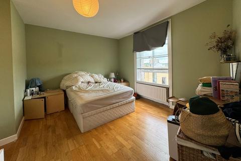 1 bedroom flat for sale, Flat 3, 2 Crossway, Hackney, London, N16 8HX
