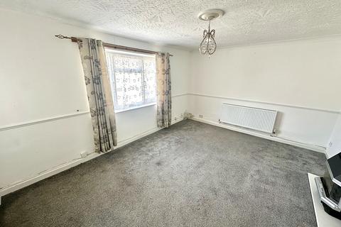 3 bedroom flat to rent, Churchfield Avenue, Tipton DY4