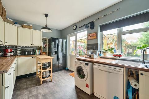 4 bedroom semi-detached house for sale, Limpsfield Road, South Croydon CR2