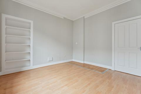 2 bedroom flat to rent, Victoria Road, Falkirk, Stirling, FK2 7AX