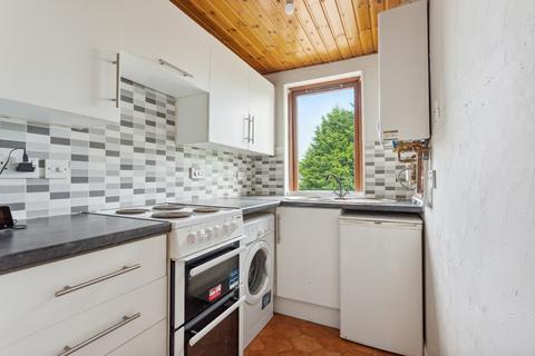 2 bedroom flat to rent, Victoria Road, Falkirk, Stirling, FK2 7AX
