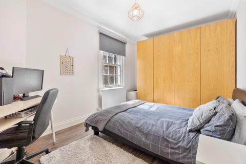 2 bedroom flat to rent, Morris Terrace, Stirling Town, Stirling, FK8