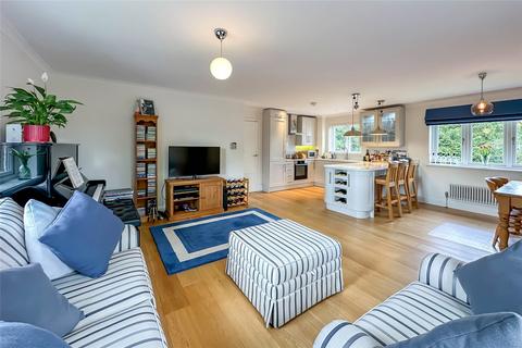 2 bedroom apartment for sale, Marshalls Court, Woodstock Road North, St Albans, Hertfordshire, AL1