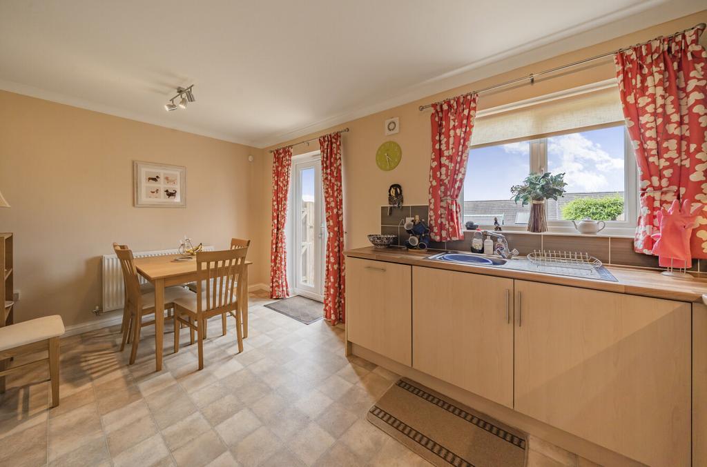 Kitchen /Dining Room