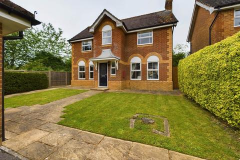 4 bedroom detached house for sale, Bowler Road, Aylesbury HP21