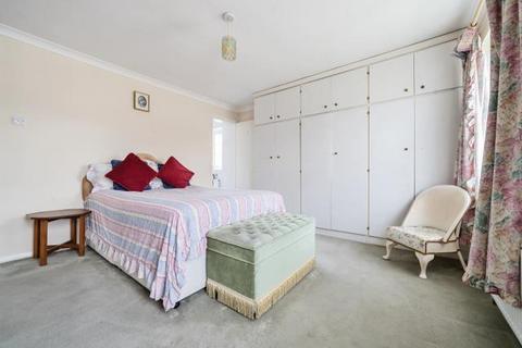 4 bedroom detached house for sale, Maidenhead,  Berkshire,  SL6