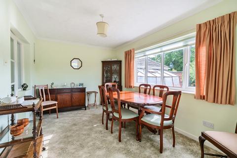 2 bedroom bungalow for sale, Park Road, Chandler's Ford, Hampshire, SO53