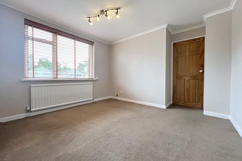 13 Coombe Drive, Fleet, GU51 3DY