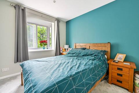 1 bedroom flat for sale, Dairymans Walk, Guildford, GU4