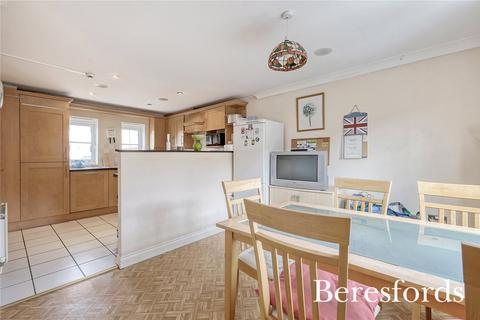 7 Rosseter Close, Chelmsford, CM2 9GL