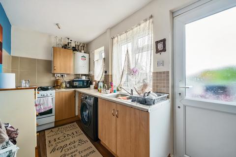 2 bedroom terraced house for sale, Dorset Gardens, Kingsthorpe, Northampton, NN2