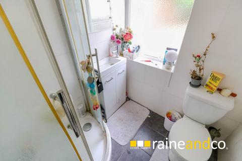 5 Branch Close, Hatfield, AL10 0TW
