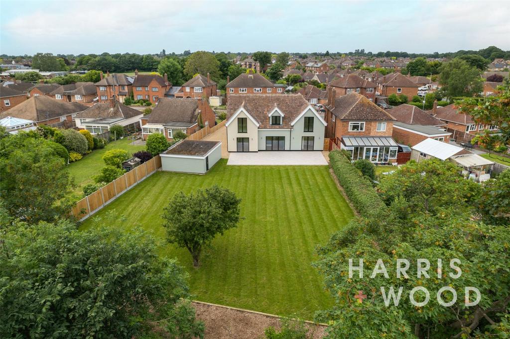 Winston Avenue, Colchester, Essex, CO3 5 bed detached house for sale