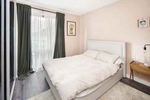 1 bedroom flat for sale, Wallis Road, E9
