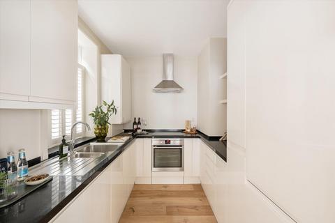 2 bedroom apartment for sale, Wheatley Street, Marylebone, W1G