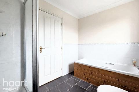 24 Beechings Close, Wisbech St Mary, Wisbech, PE13 4SS