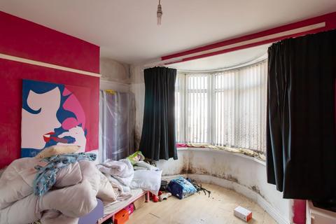 2 bedroom flat for sale, 30 Clyde Street, Gateshead, Tyne And Wear, NE8 3SX