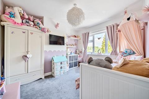 105 Main Road, Sutton At Hone, Dartford, DA4 9HQ