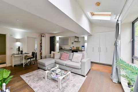 3 bedroom flat for sale, Cromwell Road, Wimbledon, London, SW19
