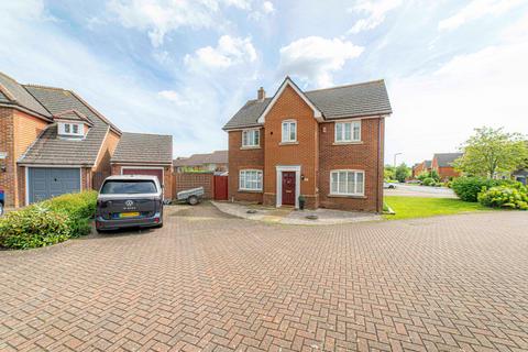 4 bedroom detached house for sale, Caesar Avenue, Kingsnorth, TN23