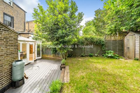2 bedroom flat to rent, Ashley Road Archway N19