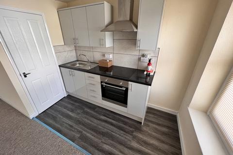 2 bedroom flat to rent, Lammas St, Carmarthen, Carmarthenshire