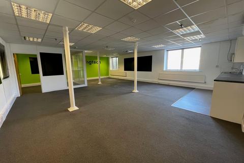 Office to rent, Suite B 2nd Floor, St. Peters Quarter, Old Christchurch Road, Bournemouth