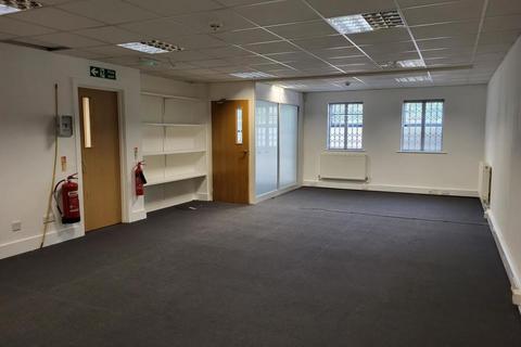 Office to rent, Unit 10, Bournemouth Central Business Park, Southcote Road, Bournemouth, Dorset