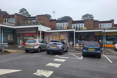 Retail property (high street) to rent, 9 Marlow Drive, Christchurch, Dorset